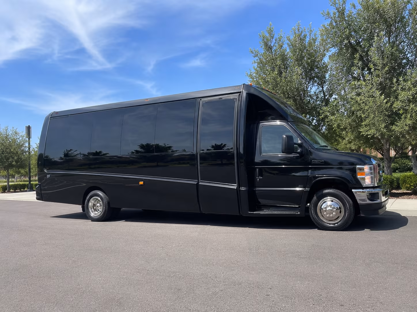 charter buses for agricultural industry and trade group travel in the valley