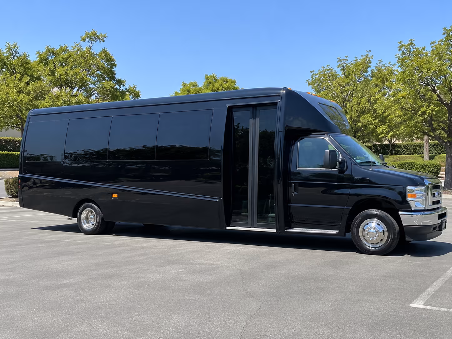 charter buses in harlingen for school organized prom groups