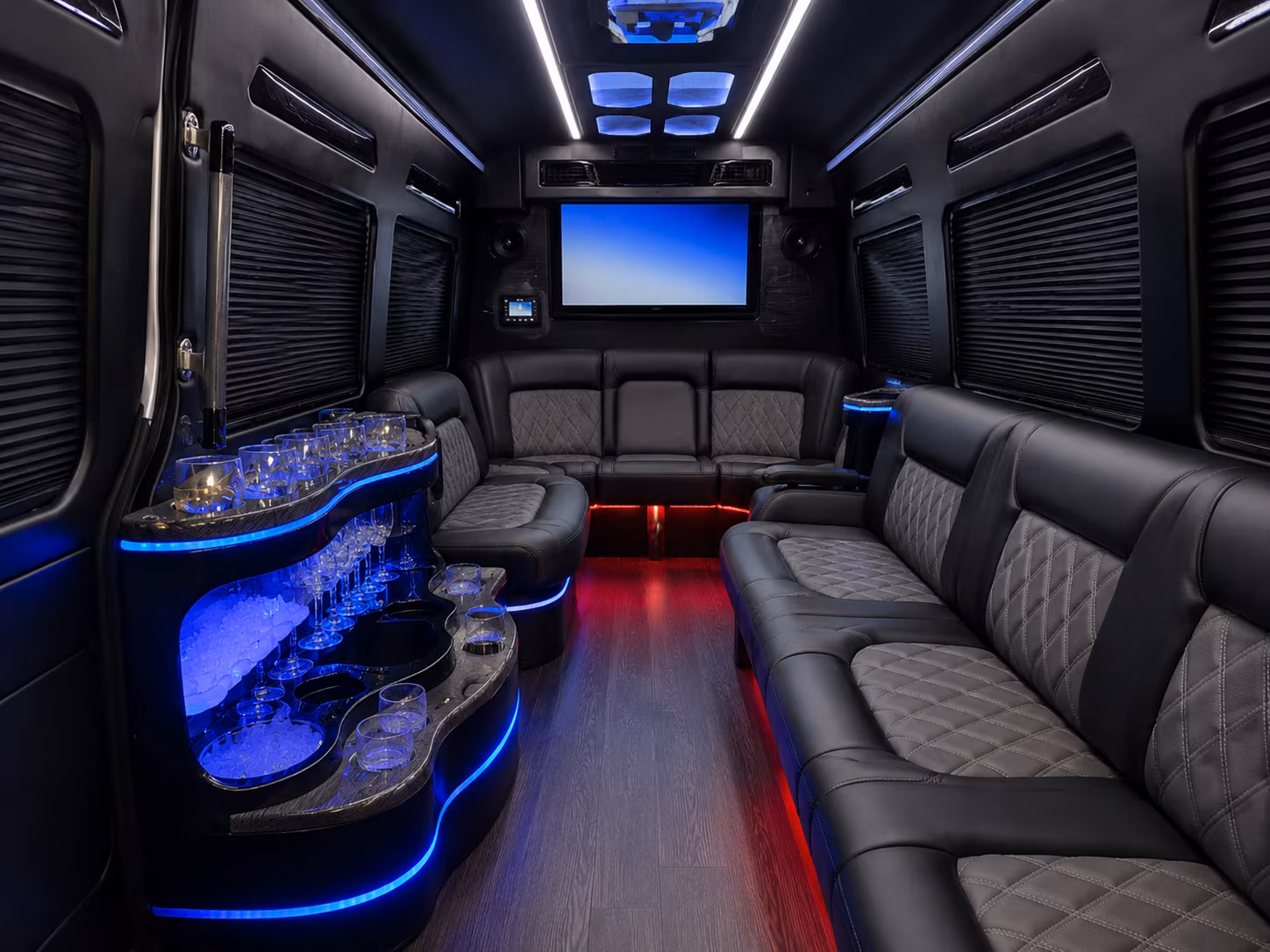 find the perfect transportation for your next airport transfer 3