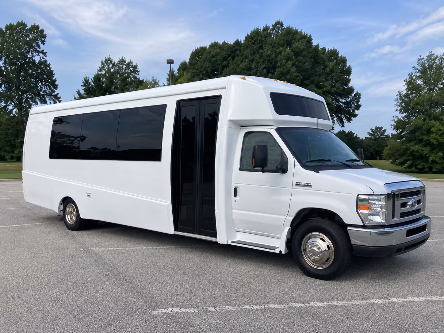 harlingen 18 passenger party bus