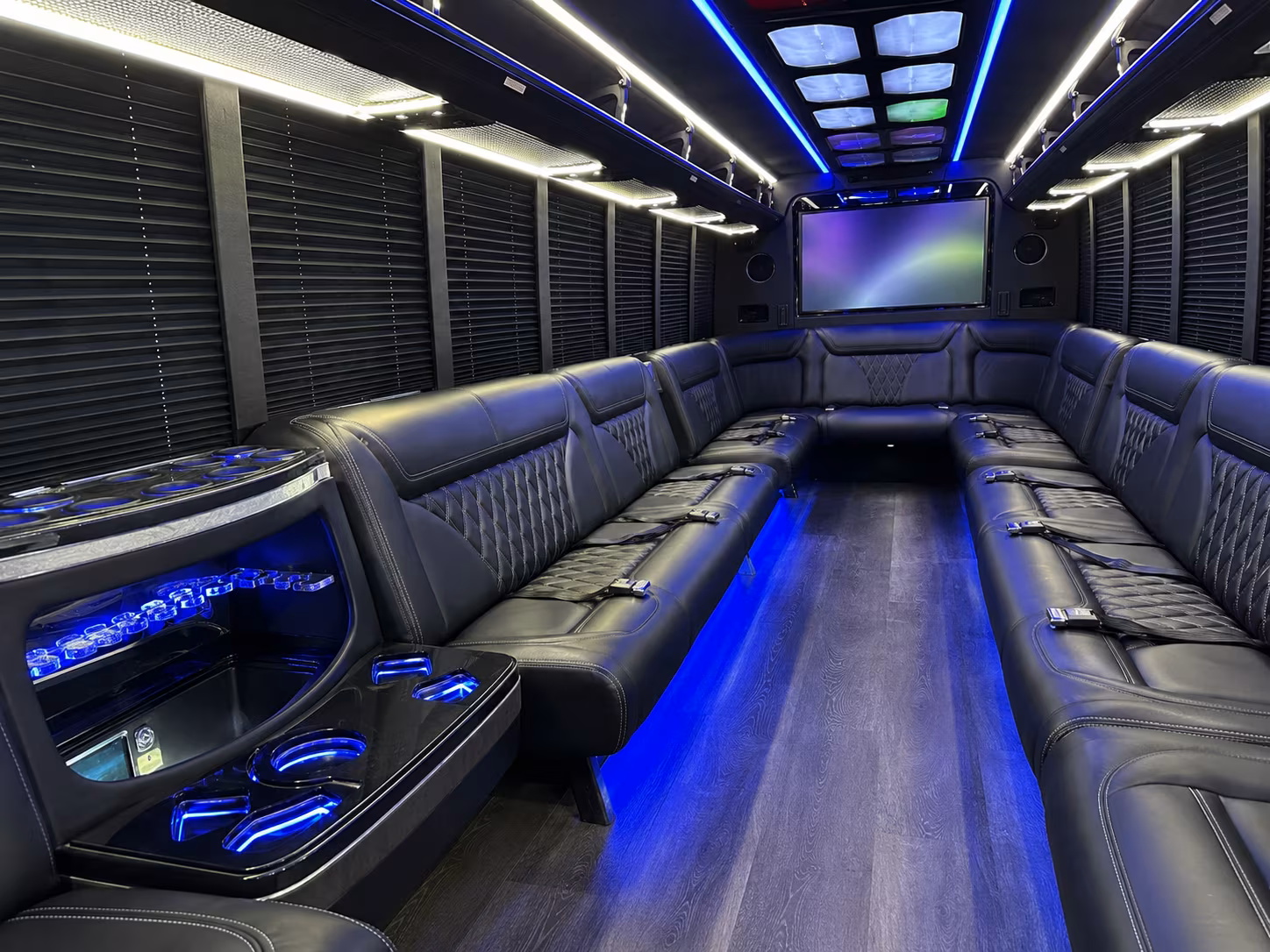 harlingen 20 passenger party bus inside